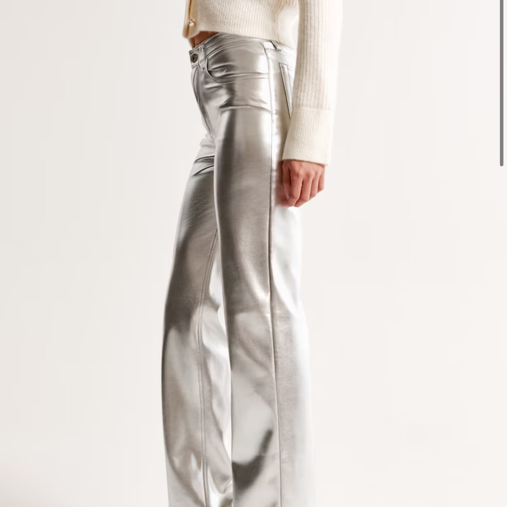 NWT Abercrombie Vegan Leather 90s pants